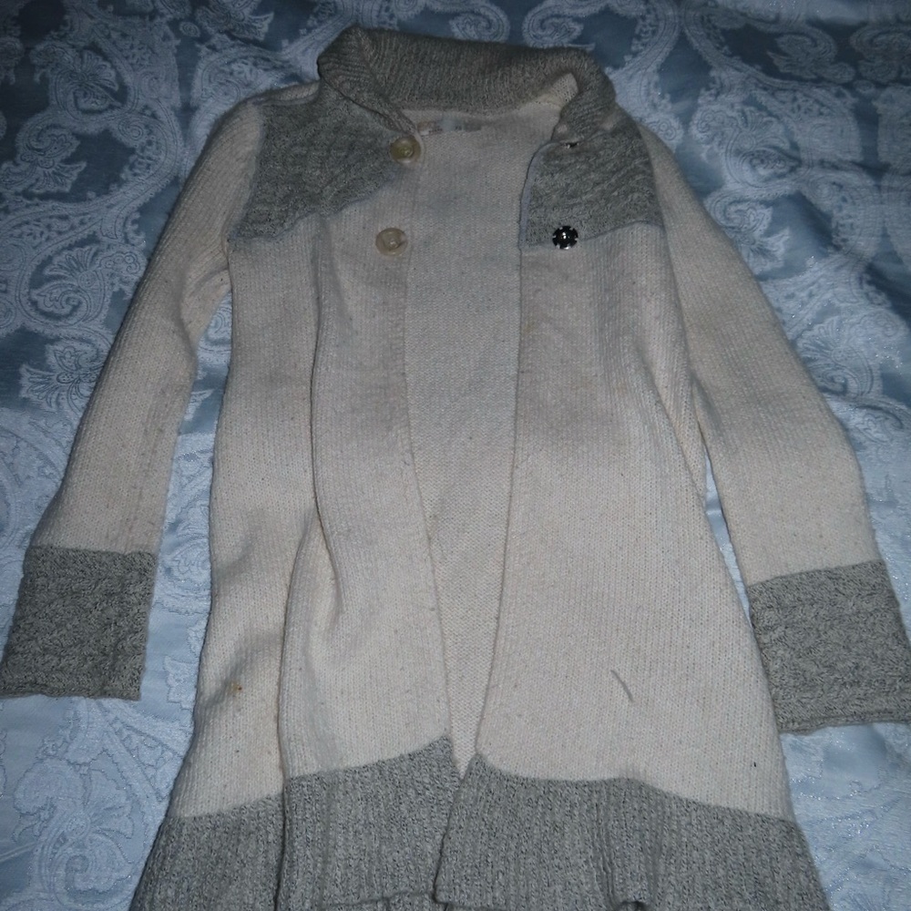 Elegant Cream and Gray Women's Sweater